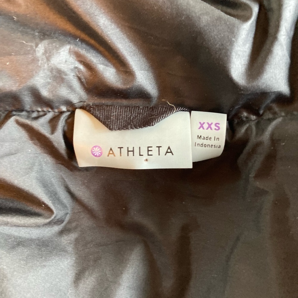 Athleta Goose Down Vest - Picture 6 of 7